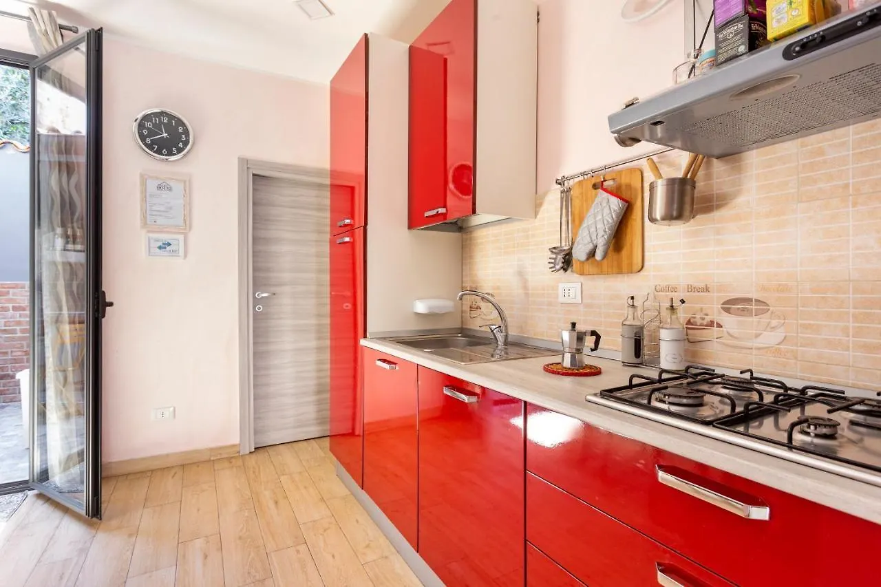 Mary'S House Bed & Breakfast Catania Italy