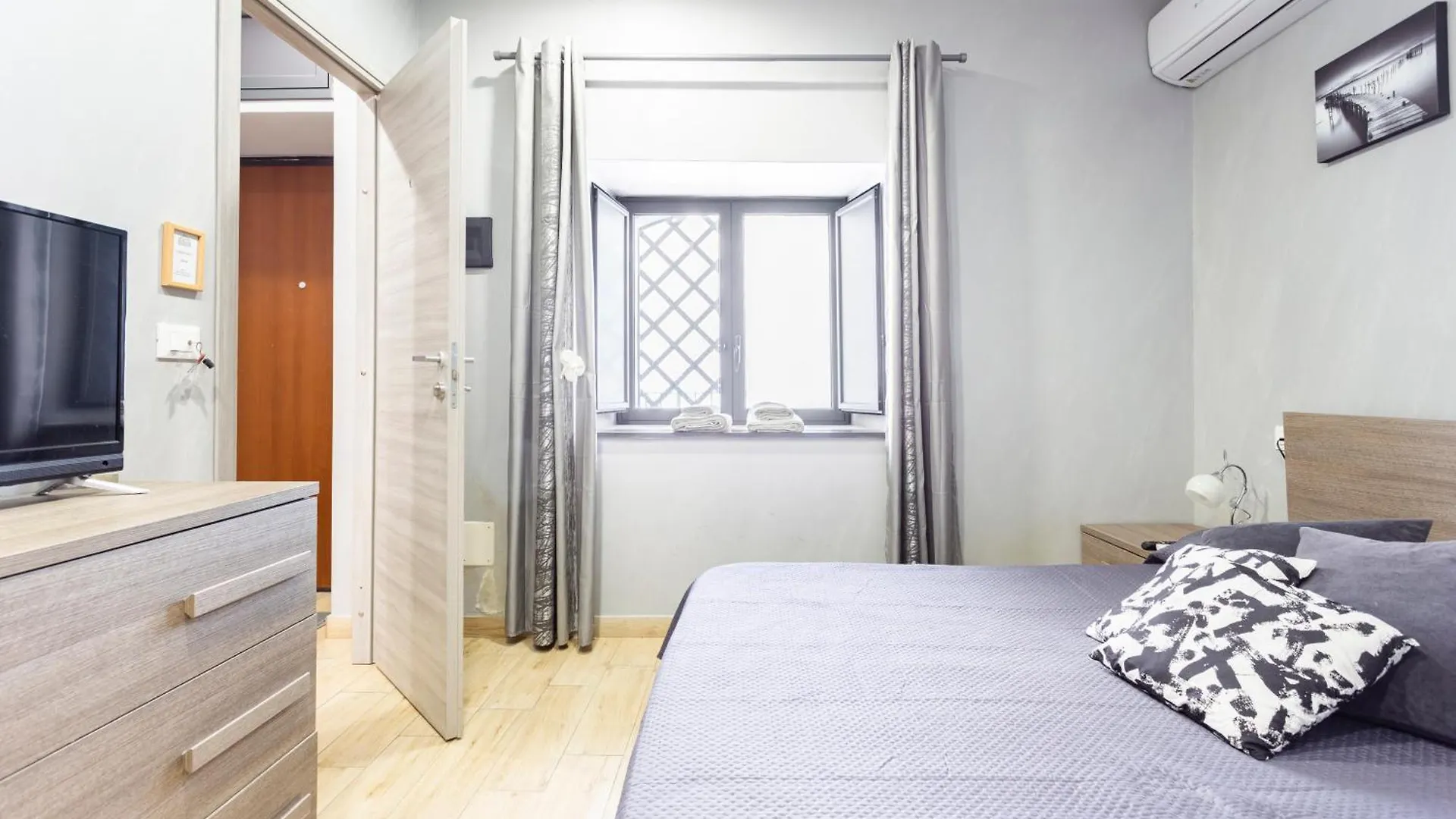 Bed and Breakfast Mary'S House Aeroporto di Catania Fontana Rossa Italia
