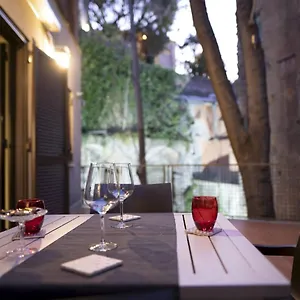 https://relais-anfitheatro.catania-hotels.net
