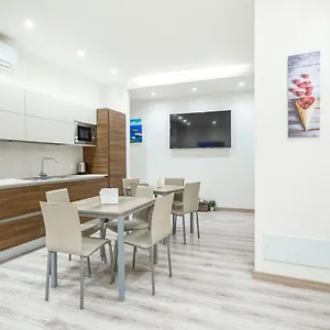 https://bb-ambitious.taorminaitalyhotels.com